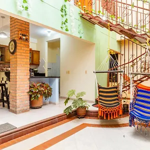 Habitación Privada Y Amplia Cerca Zonas Turísticas Pensión Cartagena